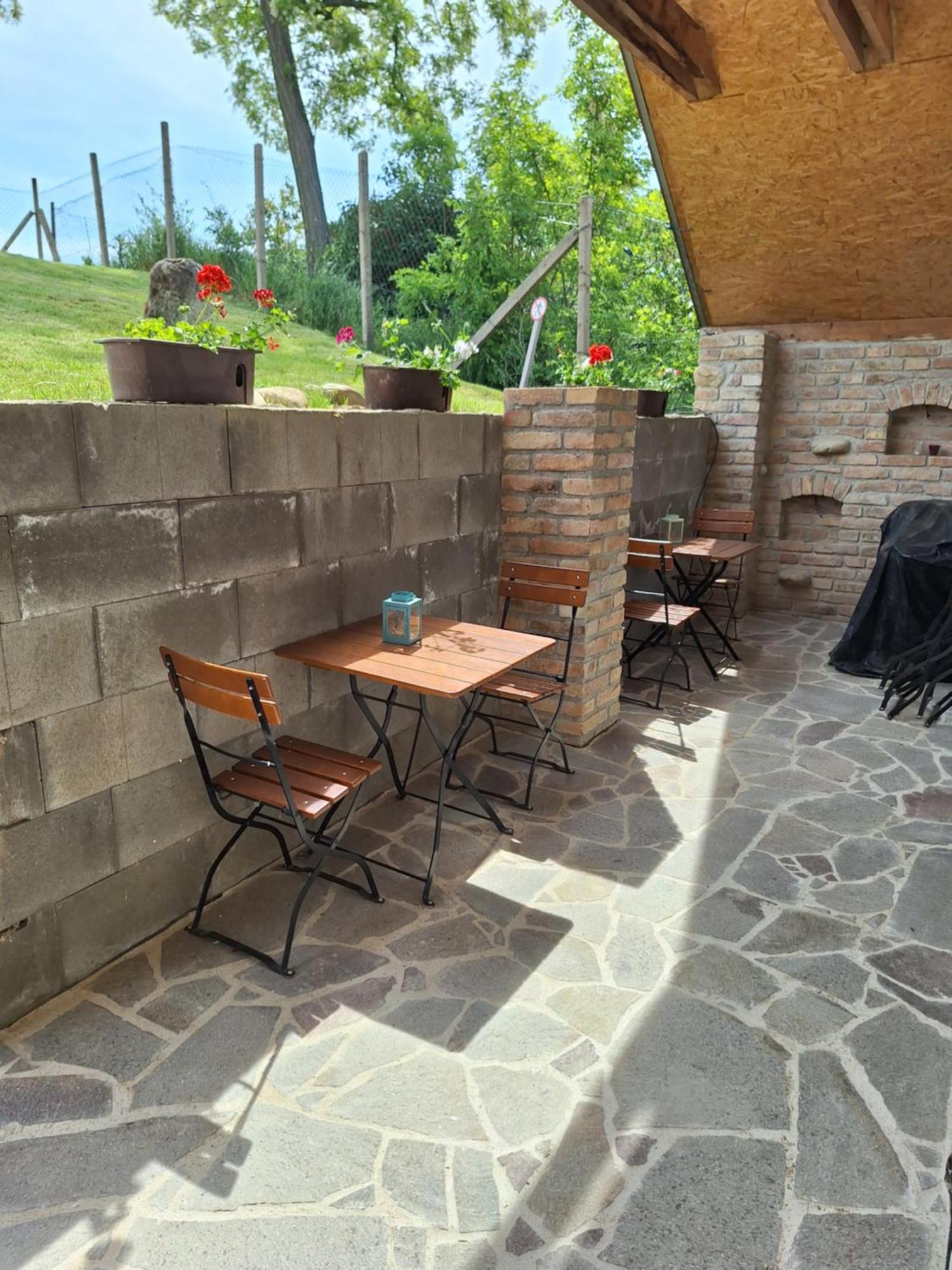 Apartmany Pausram Pouzdrany Номер фото